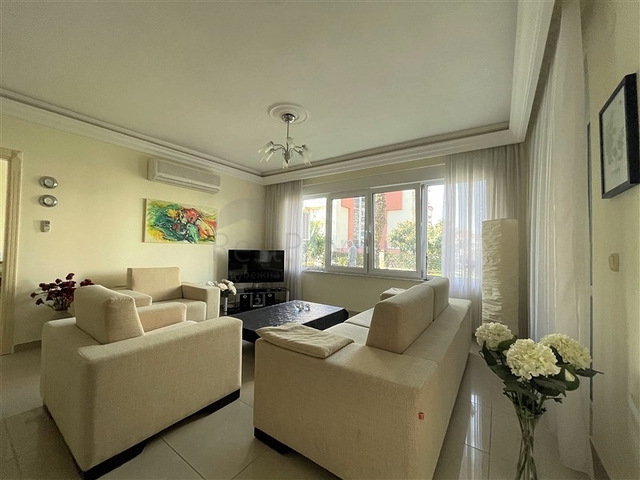 موقع مركزي مميز - دوبلكس واسعة ضمن مجمع سكني عائلي -في جيكلجي / الانيا 