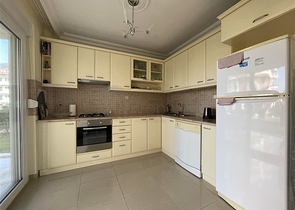 موقع مركزي مميز - دوبلكس واسعة ضمن مجمع سكني عائلي -في جيكلجي / الانيا 