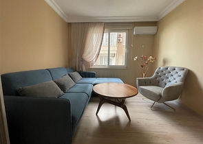 اطلالة مباشرة على البحر - شقة واسعة غرفتين وصالة مفروشة - في محمودلار / الانيا 