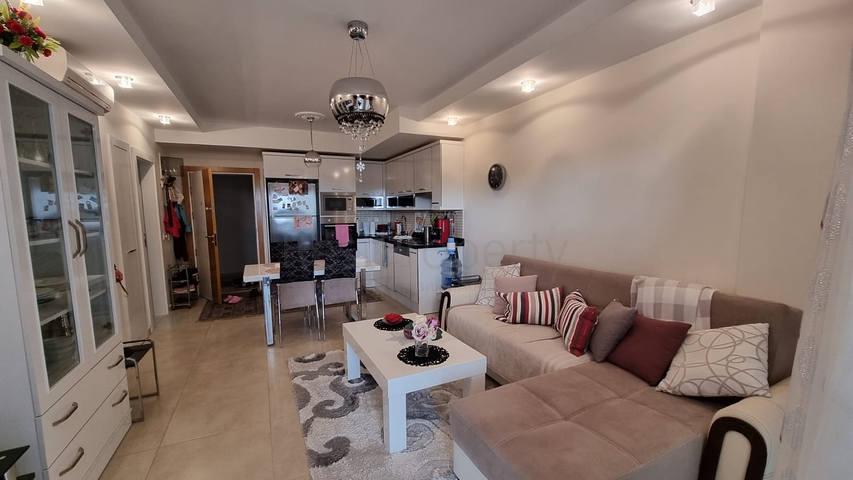 مجمع يضم خدمات متكاملة -شقة غرفة وصالة مفروشة - في جيكجلي / الانيا 