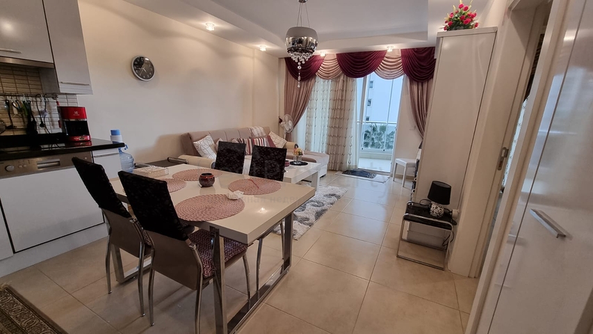 مجمع يضم خدمات متكاملة -شقة غرفة وصالة مفروشة - في جيكجلي / الانيا 