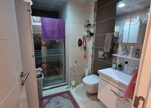 مجمع يضم خدمات متكاملة -شقة غرفة وصالة مفروشة - في جيكجلي / الانيا 