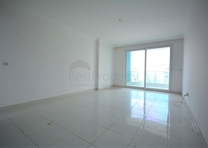 مجمع انيق على شارع بارباروس - غرفة وصالة -في محمودلار/ الانيا 