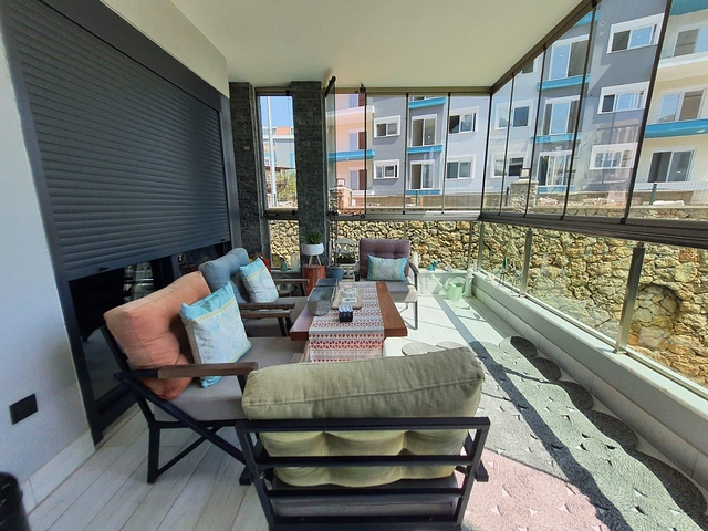 مطبخ منفصل - شقة عائلية واسعة تصميم 3 غرف وصالة - في اوبا / الانيا 