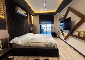 مطبخ منفصل - شقة عائلية واسعة تصميم 3 غرف وصالة - في اوبا / الانيا 