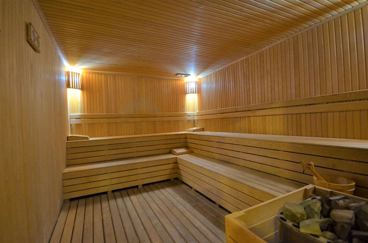 مجمع فاخر - شقة غرفة وصالة واسعة -مفروشة -في محمودلار / الانيا 