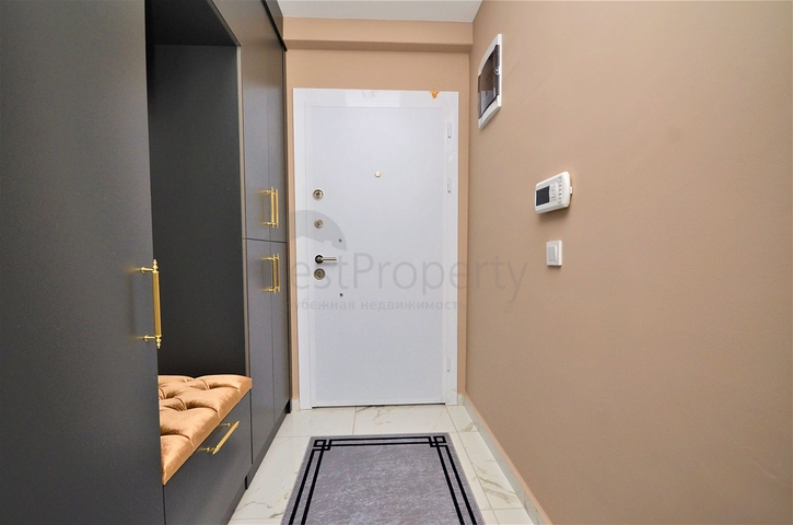 مجمع فاخر - شقة غرفة وصالة واسعة -مفروشة -في محمودلار / الانيا 