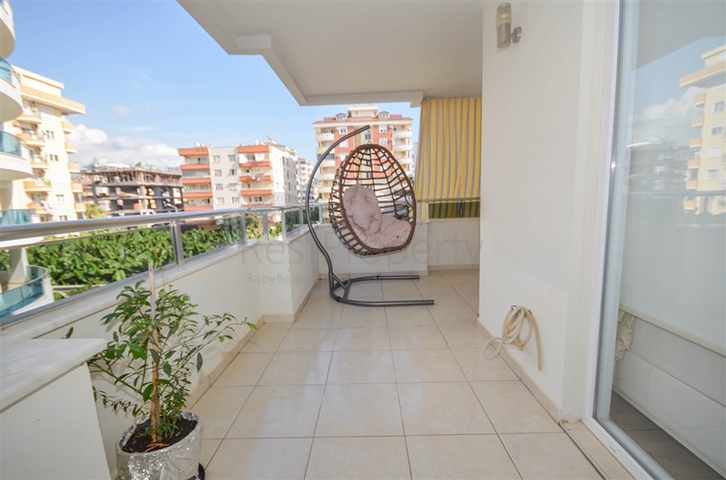 شقة عائلية واسعة - ثلاث غرف وصالة مع مطبخ منفصل -في محمودلار / الانيا 