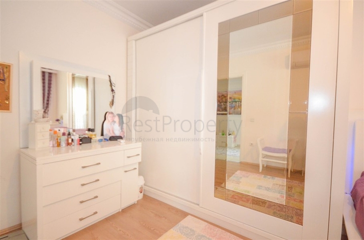 شقة عائلية واسعة - ثلاث غرف وصالة مع مطبخ منفصل -في محمودلار / الانيا 