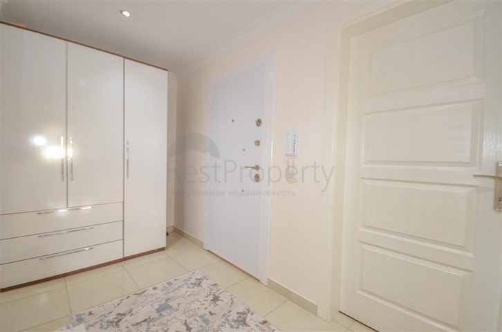 شقة عائلية واسعة - ثلاث غرف وصالة مع مطبخ منفصل -في محمودلار / الانيا 