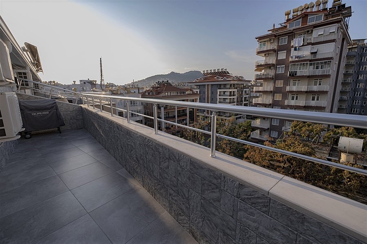 شقق للبيع في مركز الانيا - دوبلكس غرفتين وصالة جديدة - الانيا 