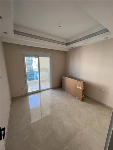 مجمع حديث بخدمات فندقية - شقة غرفة وصالة - في منطقة محمودلار / الانيا 