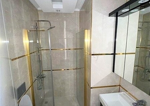 مجمع حديث بخدمات فندقية - شقة غرفة وصالة - في منطقة محمودلار / الانيا 