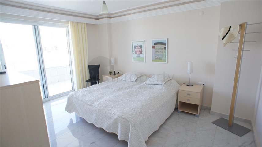 دوبلكس فاخرة اطلالة بحرية مباشرة - في توسمور / الانيا 