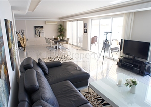 دوبلكس فاخرة اطلالة بحرية مباشرة - في توسمور / الانيا 