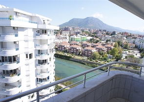 دوبلكس فاخرة اطلالة بحرية مباشرة - في توسمور / الانيا 