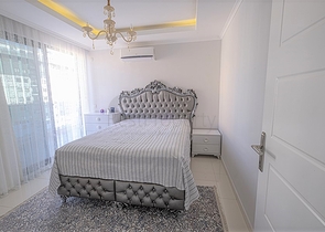 شقة انيقة - دوبلكس  غرفتين وصالة ضمن مجمع فاخر - في محمودلار / الانيا 