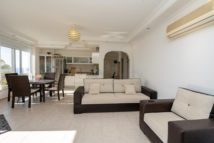 شقة اطلالة بحر في مركز الانيا - غرفتين وصالة ضمن مجمع - مركز الانيا 