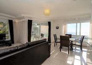 شقة اطلالة بحر في مركز الانيا - غرفتين وصالة ضمن مجمع - مركز الانيا 