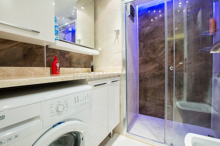 سعر مناسب - شقة غرفة وصالة ضمن مجمع في موقع مميز - مركز الانيا 