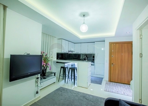 سعر مناسب - شقة غرفة وصالة ضمن مجمع في موقع مميز - مركز الانيا 