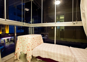 سعر مناسب - شقة غرفة وصالة ضمن مجمع في موقع مميز - مركز الانيا 