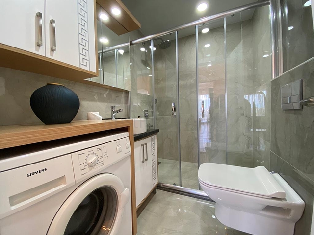 قريبة من شاطئ كليوباترا - شقة غرفتين وصالة مفروشة - في مركز الانيا 