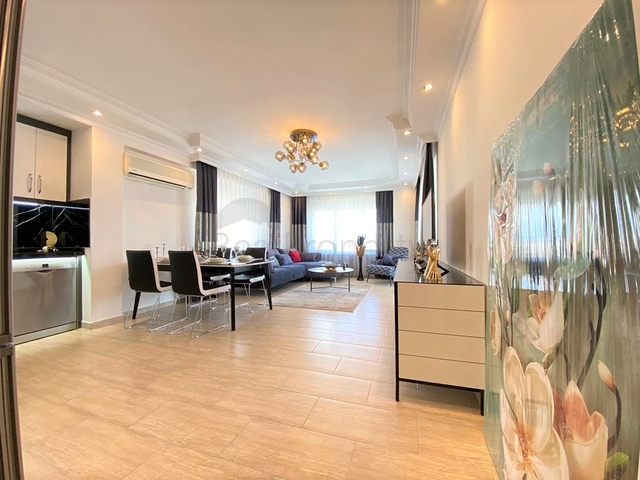 قريبة من شاطئ كليوباترا - شقة غرفتين وصالة مفروشة - في مركز الانيا 