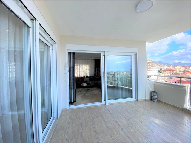 قريبة من شاطئ كليوباترا - شقة غرفتين وصالة مفروشة - في مركز الانيا 