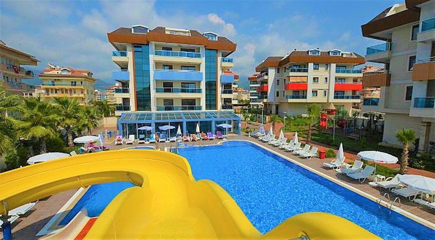 مجمع انيق - شقة غرفة وصالة مفروشة - اطلالة على المسبح - في اوبا / الانيا 