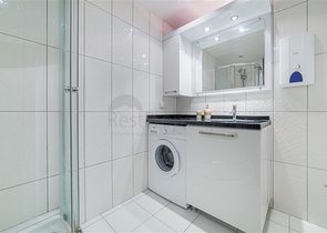 مجمع انيق - شقة غرفة وصالة مفروشة - اطلالة على المسبح - في اوبا / الانيا 