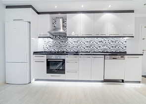 مجمع انيق - شقة غرفة وصالة مفروشة - اطلالة على المسبح - في اوبا / الانيا 