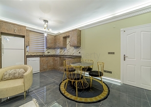 شقة واسعة وانيقة - غرفتين وصالة ضمن مجمع سكني - في اوبا / الانيا 