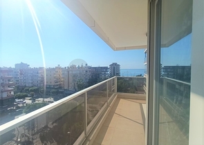 اطلالة على البحر - شقة في شارع بارباروس - تصميم غرفتين وصالة مفروشة -ضمن مجمع سكني - محمودلار/ الانيا 