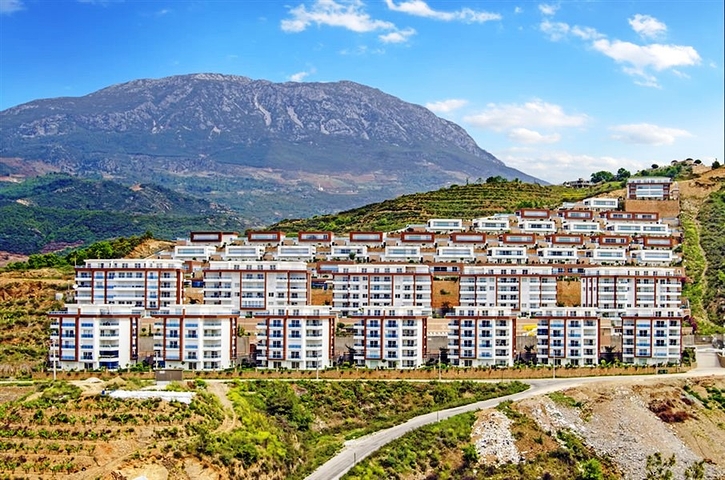 اطلالة ساحرة - دوبلكس عائلية واسعة 4 غرف وصالة - ضمن مجمع 5 نجوم - في كارجيجاك / الانيا