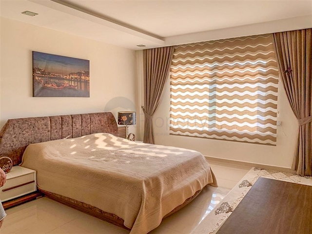 اطلالة ساحرة - دوبلكس عائلية واسعة 4 غرف وصالة - ضمن مجمع 5 نجوم - في كارجيجاك / الانيا