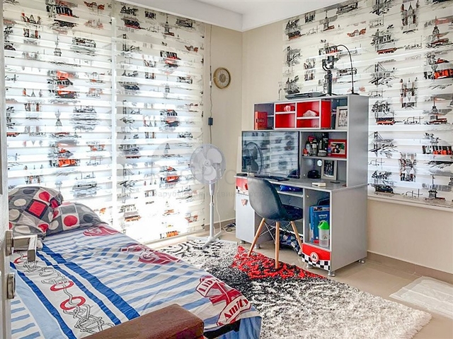 اطلالة ساحرة - دوبلكس عائلية واسعة 4 غرف وصالة - ضمن مجمع 5 نجوم - في كارجيجاك / الانيا