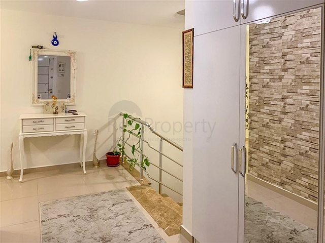 اطلالة ساحرة - دوبلكس عائلية واسعة 4 غرف وصالة - ضمن مجمع 5 نجوم - في كارجيجاك / الانيا