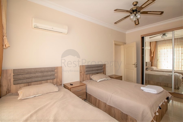 اطلالة بحر - دوبلكس 4 غرف وصالة - في محمودلار/ الانيا 