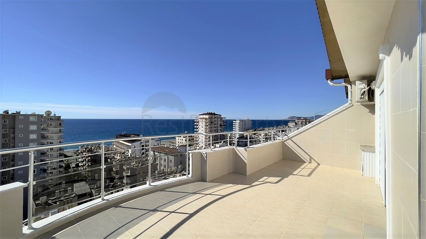 اطلالة بحر - دوبلكس 4 غرف وصالة - في محمودلار/ الانيا 