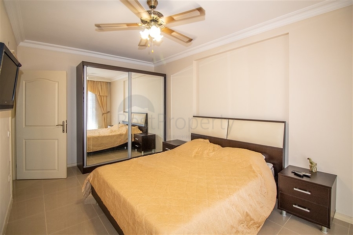 اطلالة بحر - دوبلكس 4 غرف وصالة - في محمودلار/ الانيا 