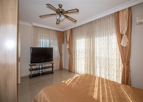 اطلالة بحر - دوبلكس 4 غرف وصالة - في محمودلار/ الانيا 