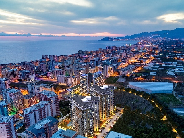 مجمع فاخر في محمودلار - شقة غرفتين وصالة - الانيا 