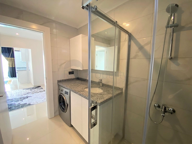 شقة فاخرة ضمن مجمع سكني - غرفتين وصالة مفروشة -في محمودلار / الانيا 