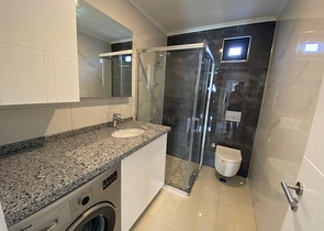 شقة فاخرة ضمن مجمع سكني - غرفتين وصالة مفروشة -في محمودلار / الانيا 