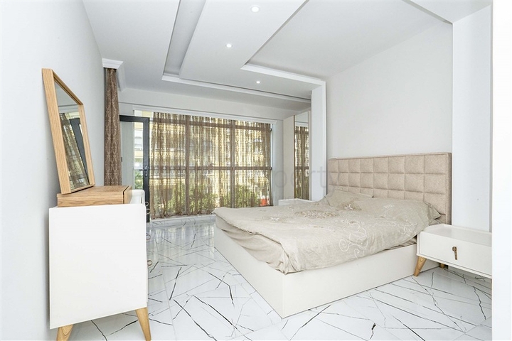 قريبة من البحر - شقة غرفتين وصالة مفروشة - في مركز الانيا 