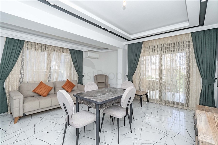 قريبة من البحر - شقة غرفتين وصالة مفروشة - في مركز الانيا 