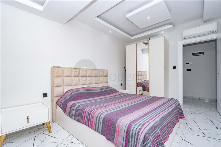 قريبة من البحر - شقة غرفتين وصالة مفروشة - في مركز الانيا 