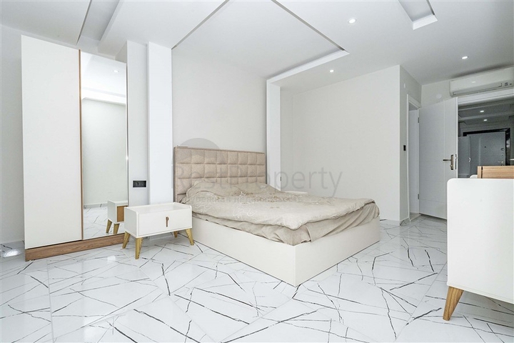 قريبة من البحر - شقة غرفتين وصالة مفروشة - في مركز الانيا 