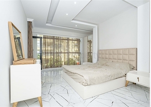 قريبة من البحر - شقة غرفتين وصالة مفروشة - في مركز الانيا 